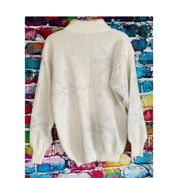 Vintage Eileen Mock Neck  snowflake Pullover sweater Size Medium - Picture 2 of 8